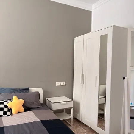 בית הארחה Coliving Lopez לאס פאלמס דה גראן קנאריה
