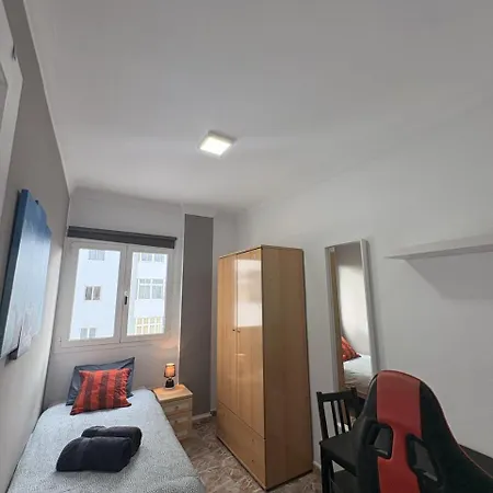Coliving Lopez בית הארחה