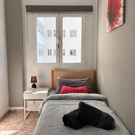 בית הארחה Coliving Lopez לאס פאלמס דה גראן קנאריה
